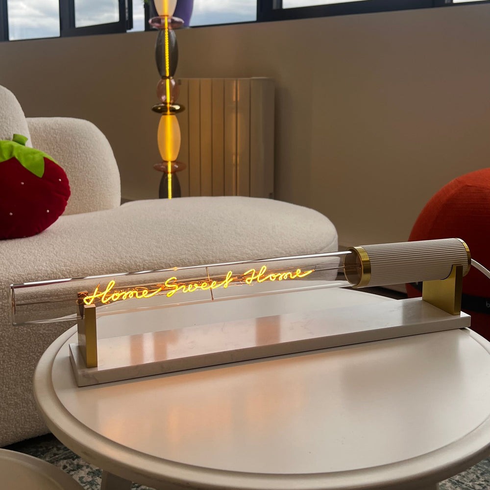 Message in the Tube - "Home sweet home", Elements Lighting, visuel 6