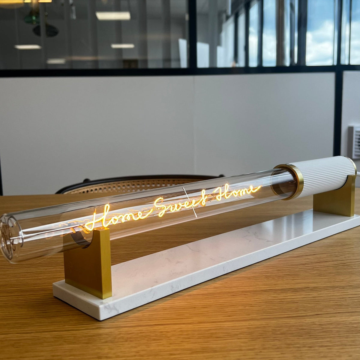 Message in the Tube - "Home sweet home", Elements Lighting, visuel 7