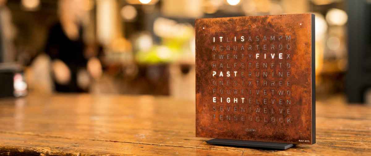 Façade Rust pour horloge de table Earth 13,5, Qlocktwo, visuel 3