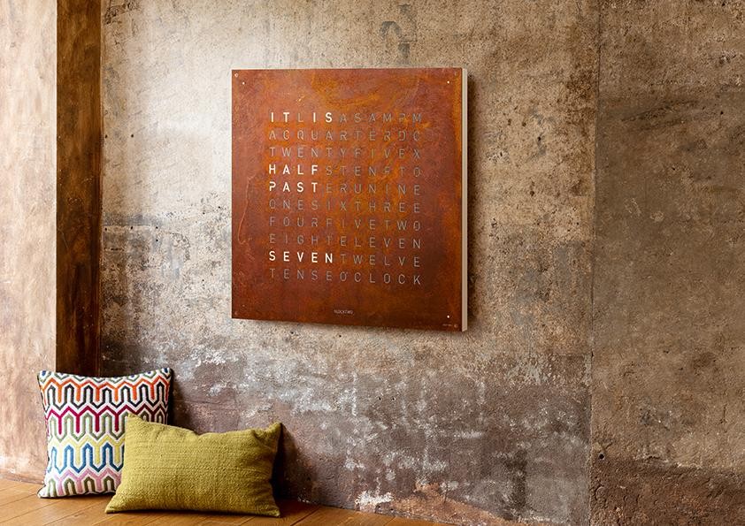 Horloge Earth 45 - Façade Creator's Edition Rust, Qlocktwo, visuel 12