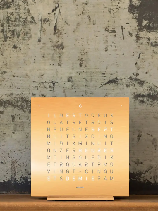 Horloge de table Earth 13,5 - Golden Legend, Qlocktwo, visuel 3