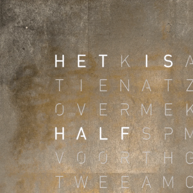 Horloge de table Touch - Silver&Gold, Qlocktwo, visuel 3