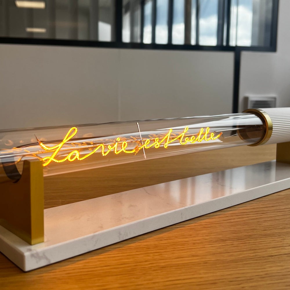 Message in the Tube - "La vie est belle", Elements Lighting, visuel 4