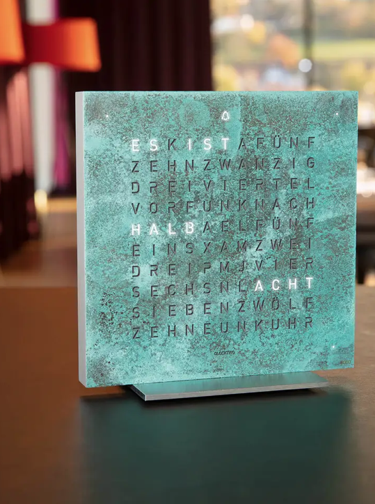 Horloge de table Earth 13,5 - Vintage copper, Qlocktwo, visuel 5