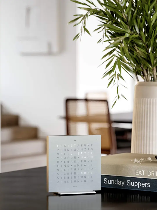 Horloge de table Earth 13,5 - Full metal, Qlocktwo, visuel 7