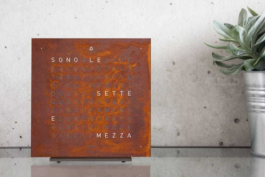 Horloge de table Earth 13,5 - Rust, Qlocktwo, visuel 6